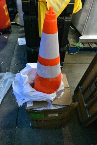 Pyle PTCN28X12 Traffic Cones 