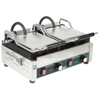 BRAND NEW SCRATCH AND DENT! 2023 Waring CTS1000B Stainless Steel Commercial Tostato Ottimo Smooth Top & Bottom Dual Panini Sandwich Grill - 17" x 9 1/4" Cooking Surface. 240 Volts, 1 Phase. 