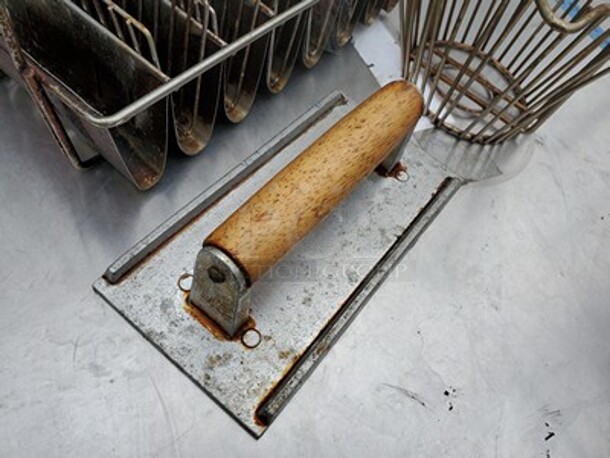 Kitchenware  - Image 4 of 6