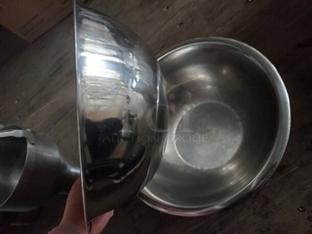 Stainless Steel Bowl  - Image 4 of 5