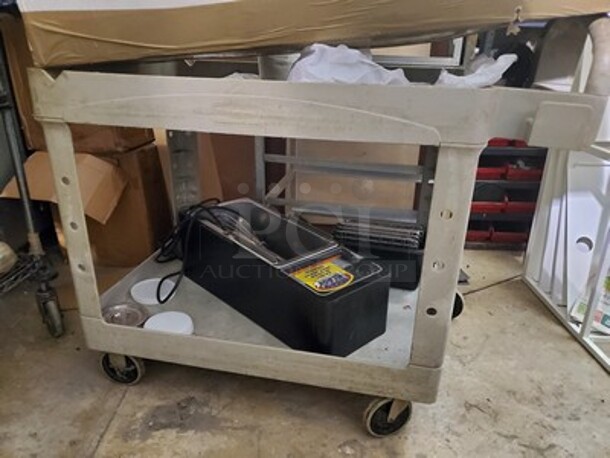 Rubbermaid Utility Cart!! (Content not included) 