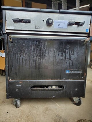 GARLAND H01 Propane 4 Burner Stove 30X31X36 Very nice condition! 