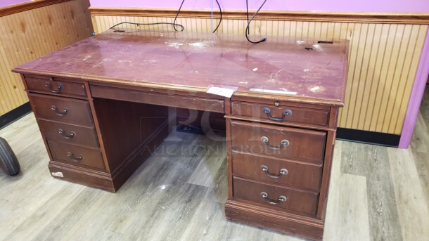 Wooden Desk

(Location 2) - Image 1 of 1