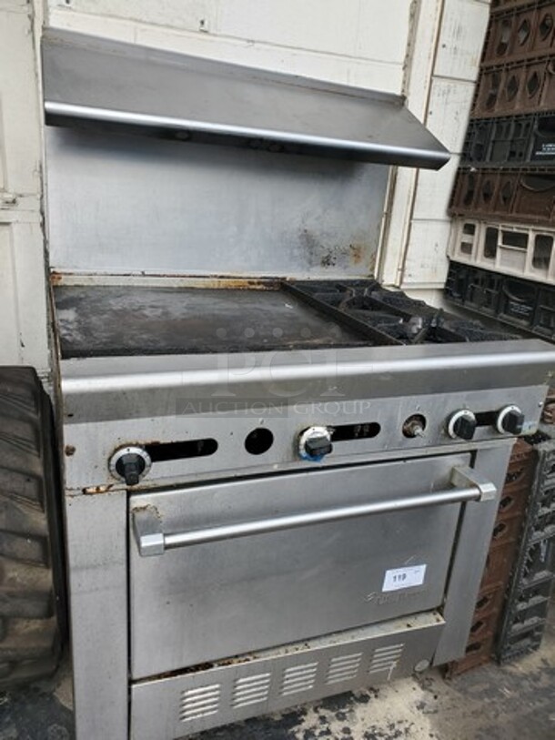 U.S. Range PS-24TG-2-26 Natural Gas Combo 2 Burner Stove and 24" Griddle on Casters! 36X31X37 Tested and Working! - Image 1 of 4