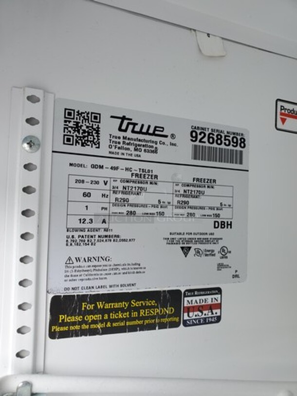 TRUE GDM-49F 2 Glass Door Freezer Merchandiser 208-230V/1PH 54WX30DX78H Tested & Working! - Image 4 of 5