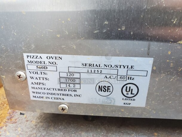 Wisco 560D Commercial Countertop Electric Pizza Oven 120V, 1700Watts  - Image 5 of 6