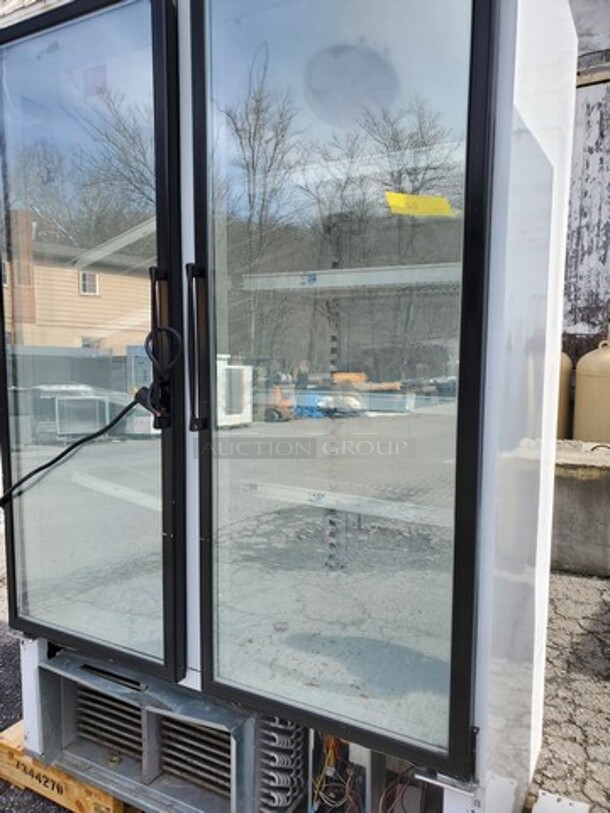 MB-Maters Bilt BLG-48HD 2 glass door merchandiser 115Volts Working! 50X33X76 - Image 3 of 4