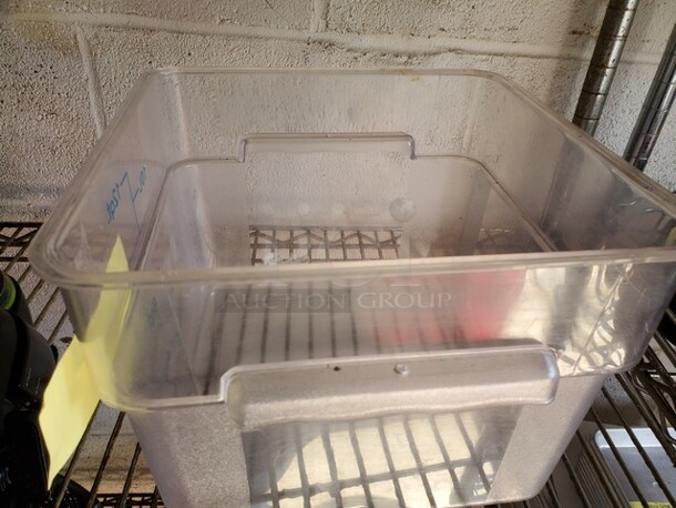 Cambro 12 Quart Square Food Storage Container - Clear
 - Image 4 of 4