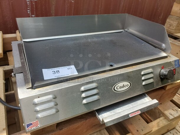 Cadco 24" Electric Countertop Griddle - Image 2 of 2