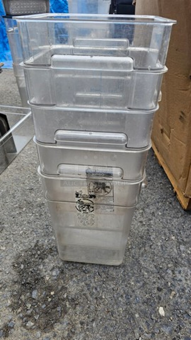 Lot of 5 Square Food Storage Containers - 22 Quart
*No lids* - Image 1 of 3