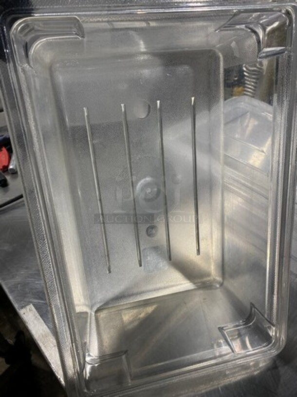 Cambro Clear Food Storage Container With Lid! 3x Your Bid! - Image 4 of 7