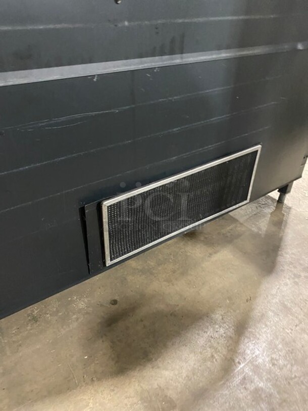 WoW! Structural Concepts Starbucks Style Refrigerated Open Grab-N-Go Display Case With Glass Enclosed Merchandiser Showcase On Top! Model SBZ665DR! 220V 1 Phase! - Image 5 of 7
