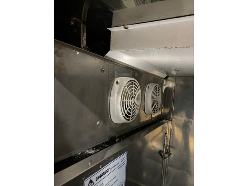 Everest 2 Door Lowboy/Worktop Cooler Table with raised Backsplash! Model ETR2! 115V 1 Phase! On Casters! - Image 6 of 8