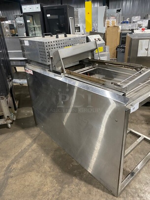 Belshaw/Lincoln Thermoglaze Floor Style Donut Glazing Machine! All Stainless Steel! Model: 130120 SN: 3041046 208V 60HZ 1 Phase - Image 2 of 9
