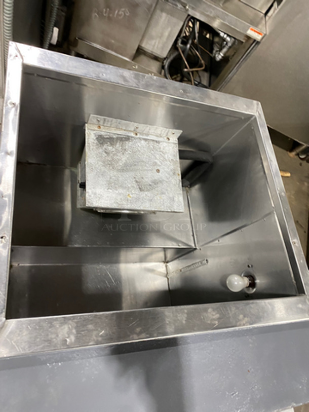 Commercial Refrigerated Sandwich Prep Table! With Single Door Storage Space Underneath! All Stainless Steel! On Legs! - Image 5 of 8