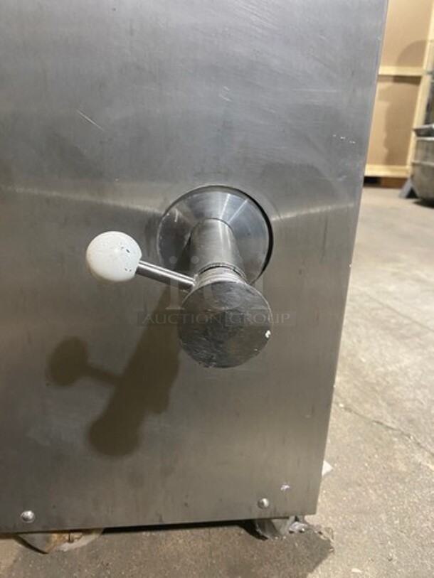  Carpigiani Commercial Heat Treatment Machine! Prepares Base Mixtures For Ice Cream, Gelato & Custard! Also Great For Syrups And Other Liquid Pastry Products! All Stainless Steel! Model: PASTOMASTER60TRONIC - Image 5 of 11