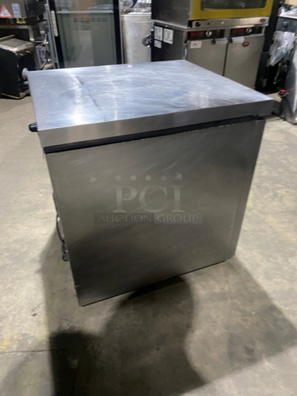 Hoshizaki Commercial Single Door Lowboy/Worktop Cooler! All Stainless Steel! Model: CRMR27LPC SN: G50790G 115V 60HZ 1 Phase - Image 4 of 7