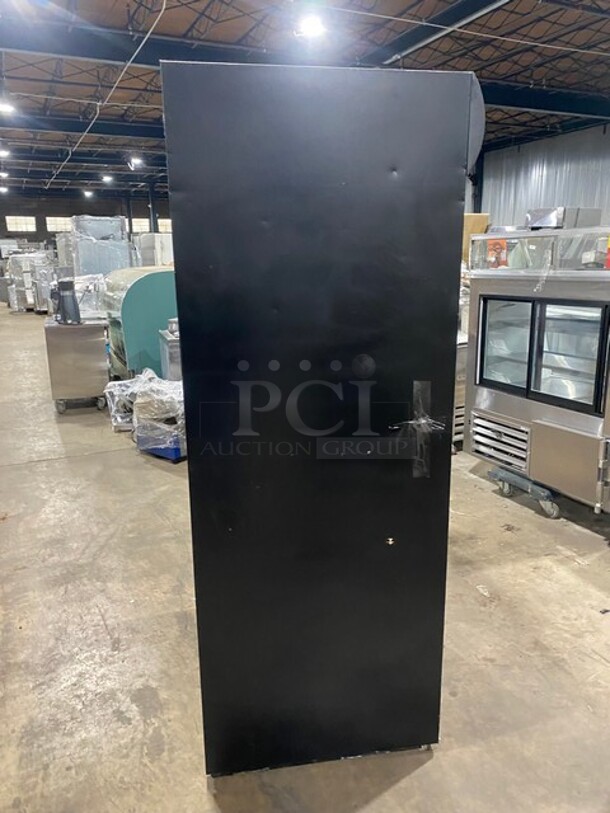 True Commercial 2 Sliding Door Reach In Refrigerator Merchandiser! With View Through Doors! With Poly Coated Racks! Model: GDM33 SN: 13089041 115V 60HZ 1 Phase - Image 4 of 8