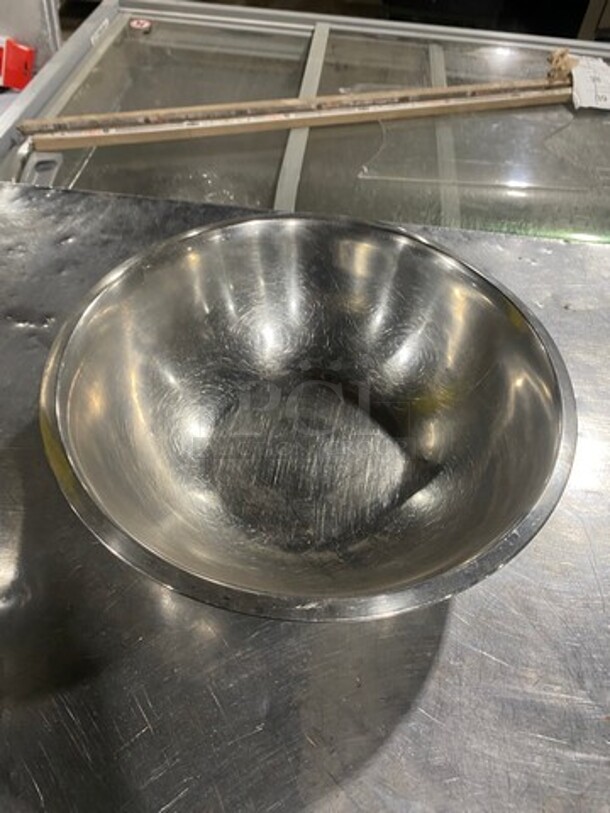 Winco Stainless Steel Assorted Size Mixing Bowls! 3x Your Bid! - Image 2 of 6