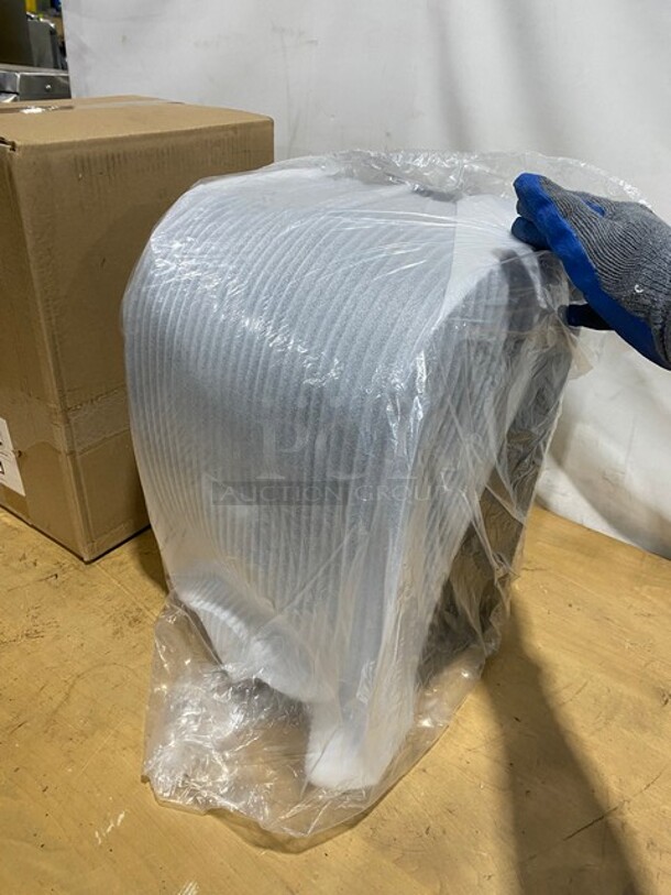 NICE! NEW In Box! LoCor Mechanical Hands-Free Paper Towel Dispenser! Model: D68006! 2X Your Bid!   - Image 4 of 8