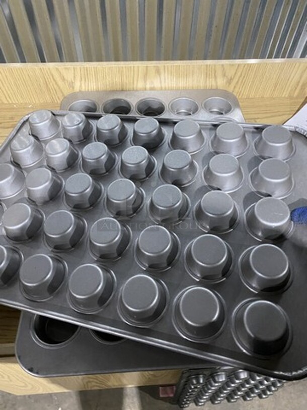 Muffin/CupCake Baking Pans! 4 X Your Bid! - Image 7 of 8