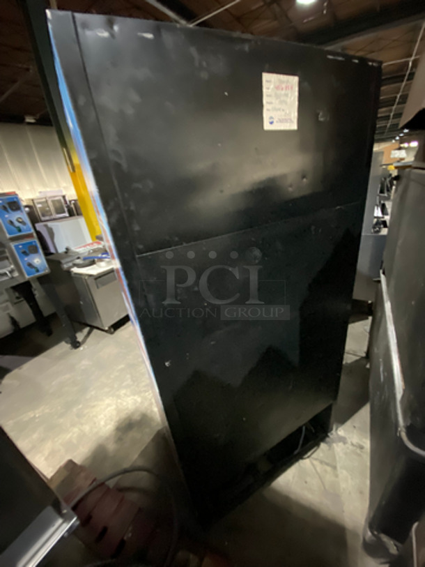 COOL! True Commercial 2 Sliding Door Reach In Refrigerator Merchandiser! With View Through Doors! With Poly Coated Racks! Model: GDM33 SN: 13681442 115V 60HZ 1 Phase - Image 4 of 8