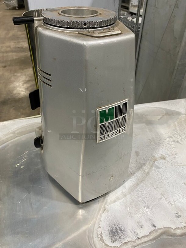 Mazzer Luigi Commercial Countertop Coffee Bean Grinder! Stainless Steel Body! Model: MAJORTIMER SN: 1101652 120V 60HZ 1 Phase - Image 4 of 9
