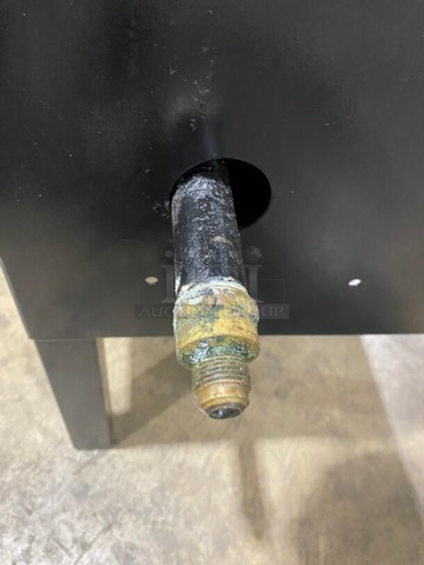 Garland Commercial Countertop Gas Powered Single Burner Stock Pot Range! On Small Legs! - Image 8 of 8