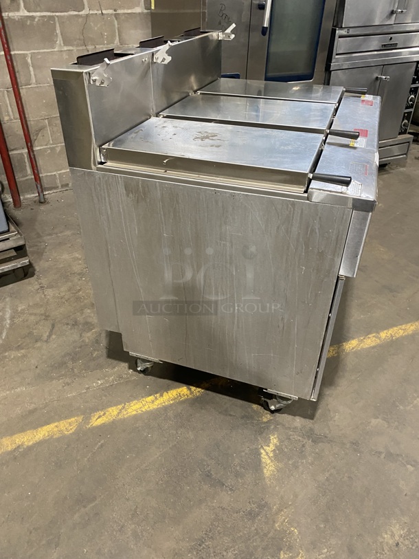 2017 Pitco Frialator SRTG Stainless Steel Commercial Natural Gas Powered 3 Bay Rethermalizer on Commercial Casters! MODEL: SRTG SN: G16AD007609 115V! - Image 3 of 12