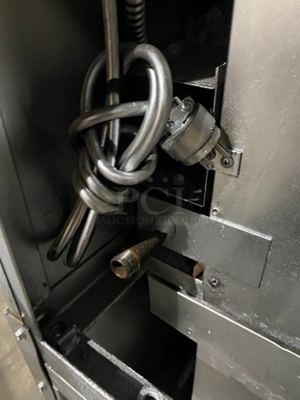 Blodgett Commercial Natural Gas-Powered Double Deck Convection Ovens! With 2 Solid Doors! With Metal Oven Racks And Thermostatic Controls! All Stainless Steel! On Casters! 2x Your Bid! - Image 9 of 9