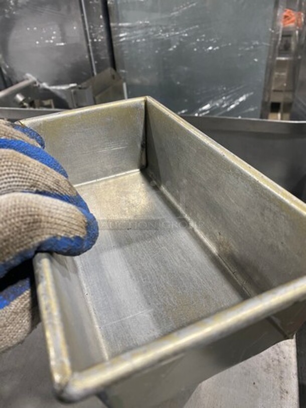 Commercial Bread/Cake Baking Molds! 7x Your Bid! - Image 6 of 6