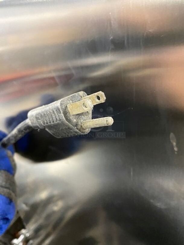 Custom Cool Commercial 2 Door Reach In Cooler! All Stainless Steel! On Legs! Model: RIR2SC SN: J1602436 115V 60HZ 1 Phase - Image 10 of 10