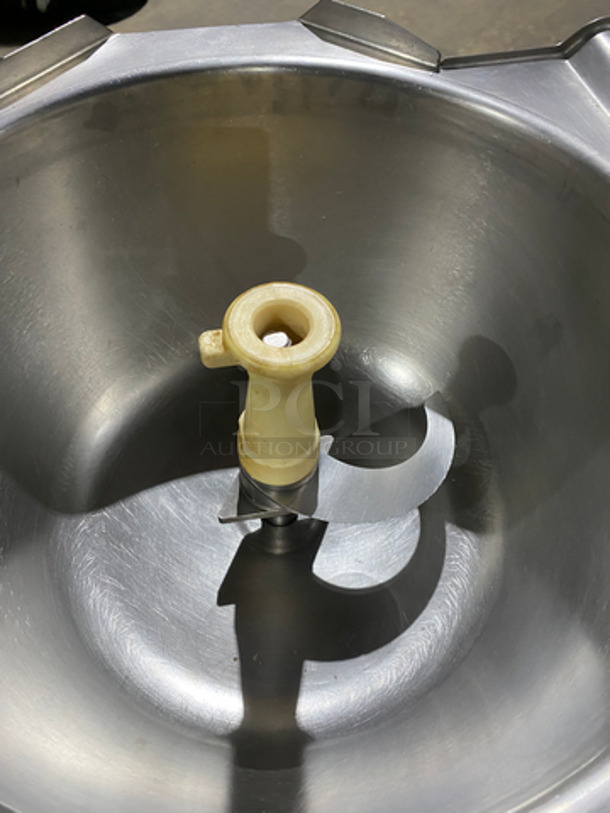 NICE! Hobart Commercial Vertical Cutter/Mixer/Mincer! All Stainless Steel! On Legs! Model: HCM450 SN: 311216113 200V 60HZ 3 Phase - Image 5 of 9