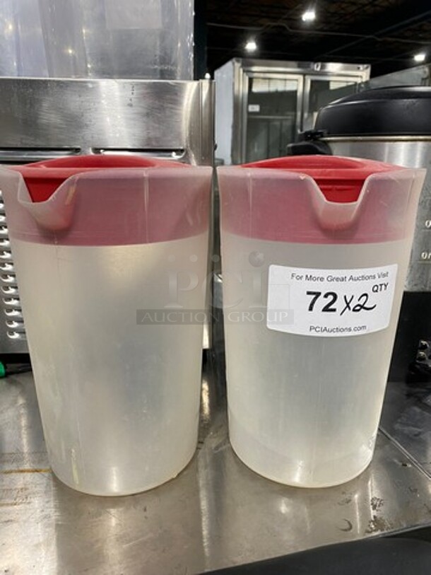 Clear Poly Beverage Pitcher! With Lids! 2x Your Bid! - Image 1 of 4