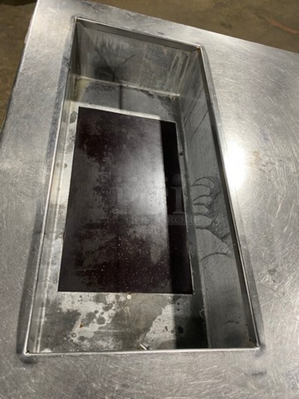 Commercial Electric Powered Single Well Food Warmer Serving Station! With Storage Space Underneath! All Stainless Steel! On Legs! - Image 6 of 9