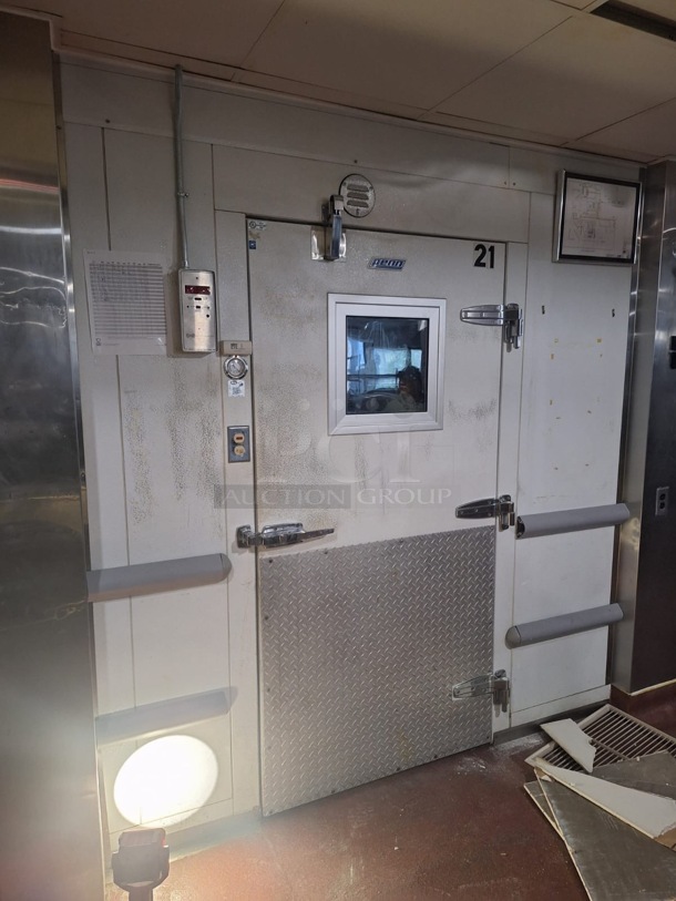 4 Walk In Boxes that Make 1 10'x40' Combo Box w/ Laneurop CLTEW28-3 200-230 Volt, 3 Phase Compressor, Copeland WJWL-0200-TAC-001 208/230 Volt, 3 Phase Compressor, Heatcraft HWN008H2B 208-230 Volts, 1 Phase Compressor, Heatcraft ADT090AK 115 Volt, 1 Phase Evaporator Fan, Heatcraft ADT104AK 115 Volt, 1 Phase Evaporator Fan, Heatcraft SM090AE 115 Volt, 1 Phase Evaporator Fan, Heatcraft SM156AE 115 Volts, 1 Phase Evaporator Fan. 4 Times Your Bid! Information Provided By The Consignor But Not Verified By PCI Auctions. Picture of the Unit Before Removal Is Included In the Listing. - Image 1 of 12