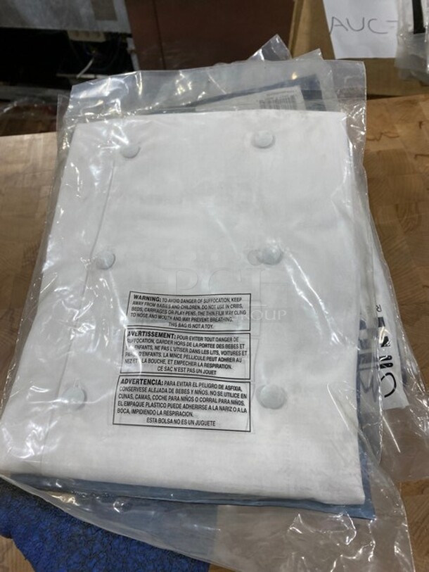 NEW! Chef Revival Corp Chef Jacket! Size Midium! 6x Your Bid! - Image 5 of 5