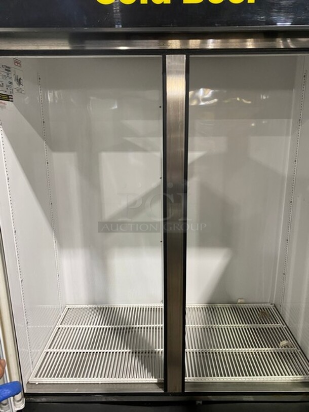 True 2 Door Glass Door Reach In Cooler Merchandiser! Model GDM-49 Serial 7766487! 115V 1 Phase! - Image 5 of 8