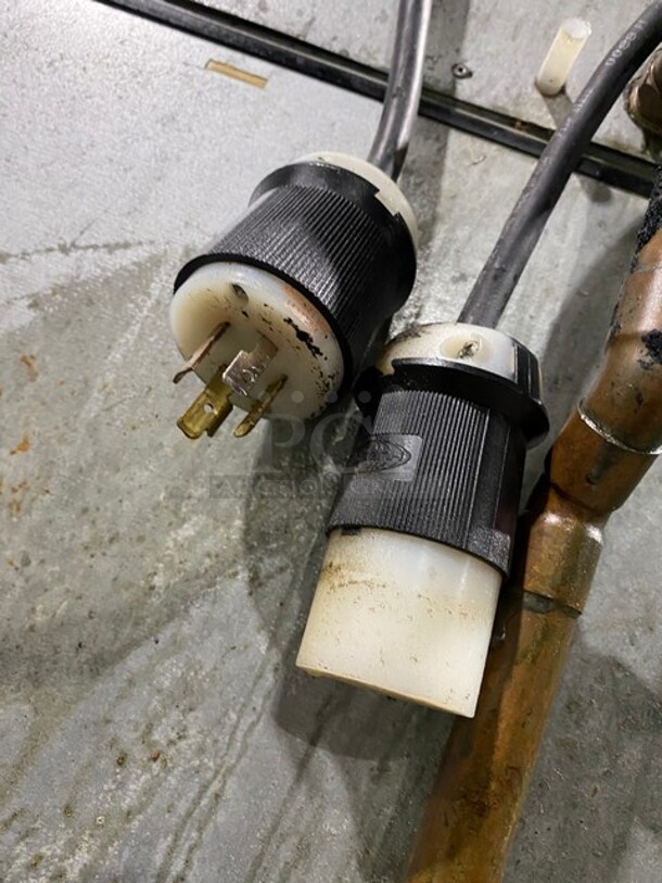 Hoshizaki Commercial Ice Making Machine! With Commercial Ice Bin Attached Underneath! All Stainless Steel! On Legs! 208-230V 1 Phase! Model: KM-1340MRH SN: E08307G! - Image 7 of 7