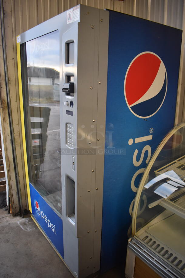 Metal Commercial Vending Machine w/ Bill Acceptor. 42x36x73. Tested and Working! - Image 4 of 5