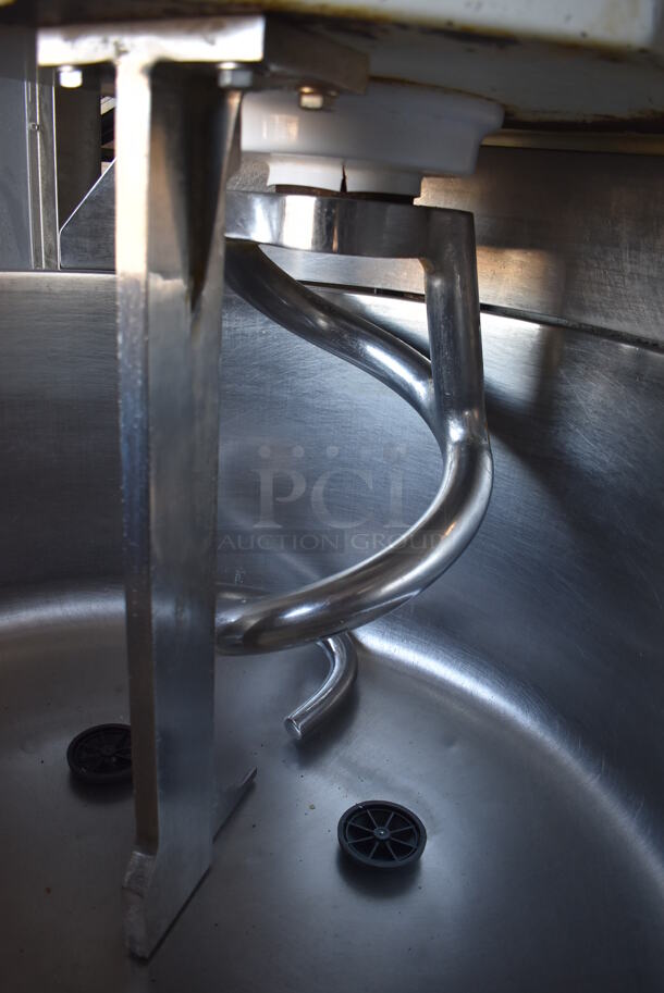Empire 200A Metal Commercial Floor Style Spiral Mixer w/ Stainless Steel Mixing Bowl, Bowl Guard and Dough Hook Attachment. 288 Volts. 44x60x57 - Image 5 of 10