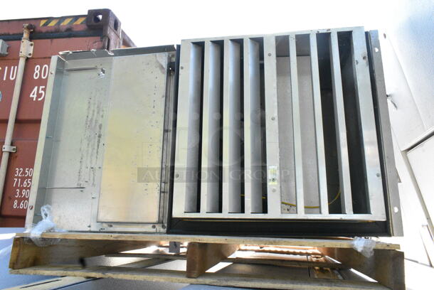 2 SELF CONTAINED Tafco Walk In Boxes That Make 1 Combo Walk In Box. 2 Times Your Bid!  - Image 8 of 11