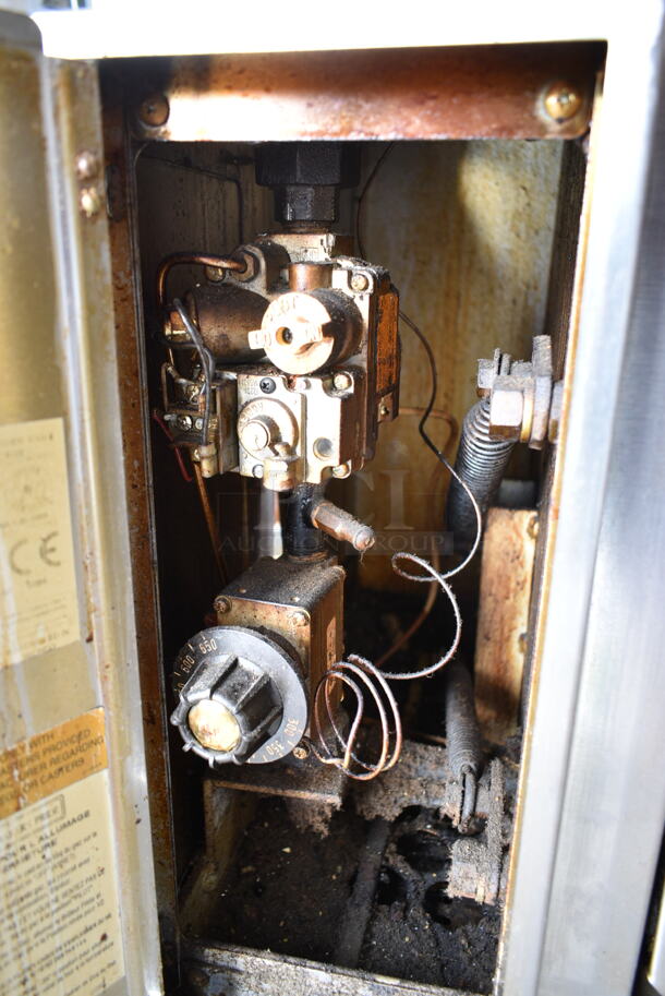 2 Bakers Pride 251 Stainless Steel Commercial Natural Gas Powered Single Deck Pizza Oven w/ Cooking Stones and Metal Legs. 60,000 BTU. 2 Times Your Bid!  - Image 8 of 11
