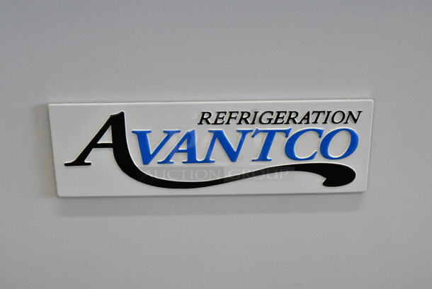BRAND NEW SCRATCH AND DENT! Avantco 360ADC4N Commercial 26" Ice Cream Dipping Cabinet on Commercial Casters. 115 Volts, 1 Phase. Tested and Working! - Image 2 of 9