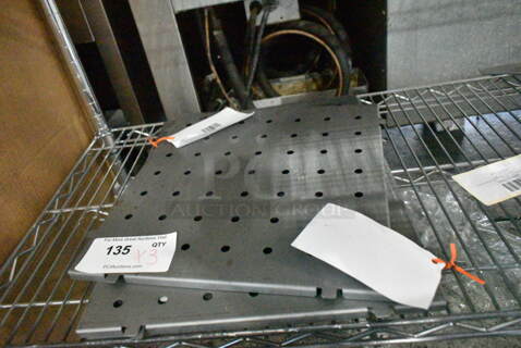 3 BRAND NEW SCRATCH AND DENT! Items Including 3692208966 Frymaster 2208966 18" x 13 5/8" Full Pot Chicken / Fish Plate for 1814 High-Production Gas Fryers, 3692208964 Frymaster 2208964 13 5/8" x 14 1/4" Full Pot Chicken / Fish Plate for RE Electric Fryers, 3692208962 Frymaster 2208962 17" x 13 1/2" Full Pot Chicken / Fish Plate for 1814E Fryers. 3 Times Your Bid! 