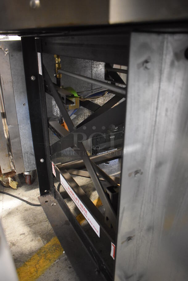 LIKE NEW! Wood Stone WS-MH-4 Stainless Steel Commercial Floor Style Wood and Gas Fired Il Forno Single Deck Pizza Oven. 54x60x75 - Image 10 of 12