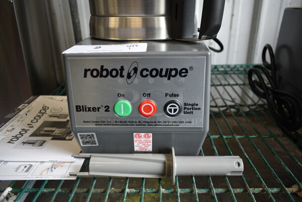 BRAND NEW SCRATCH AND DENT! Robot Coupe Blixer 2 Stainless Steel Commercial Countertop Food Processor w/ Bowl, Lid and S Blade. 120 Volts, 1 Phase. Tested and Working! - Image 3 of 10