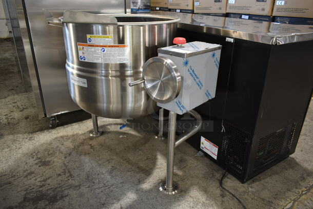 BRAND NEW SCRATCH AND DENT! 2023 Cleveland KDL-40-T Stainless Steel Commercial Floor Style 40 Gallon Steam Kettle Tilting Kettle. Stock Picture Used as Gallery. - Image 3 of 6