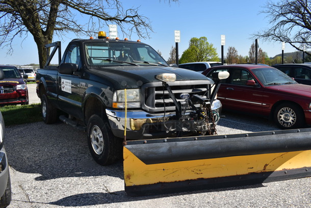 2003 Ford F250 Super Duty 4x4 2 Door Pick Up Truck w/ Meyer Metal Snow Plow. Odometer Reads 96,376. VIN 1FTNF21LX3EA67690. Title In Hand. Vehicle Runs and Drives. See Lot #6 For Additional Pictures. - Image 5 of 12