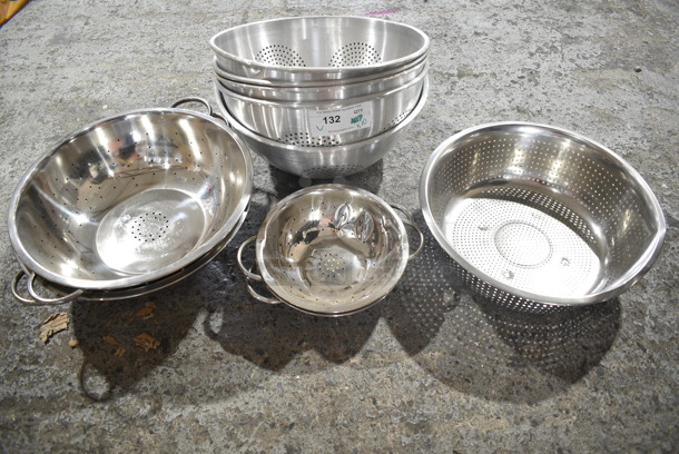 10 BRAND NEW! Metal Colanders. 10 Times Your Bid! - Image 1 of 10